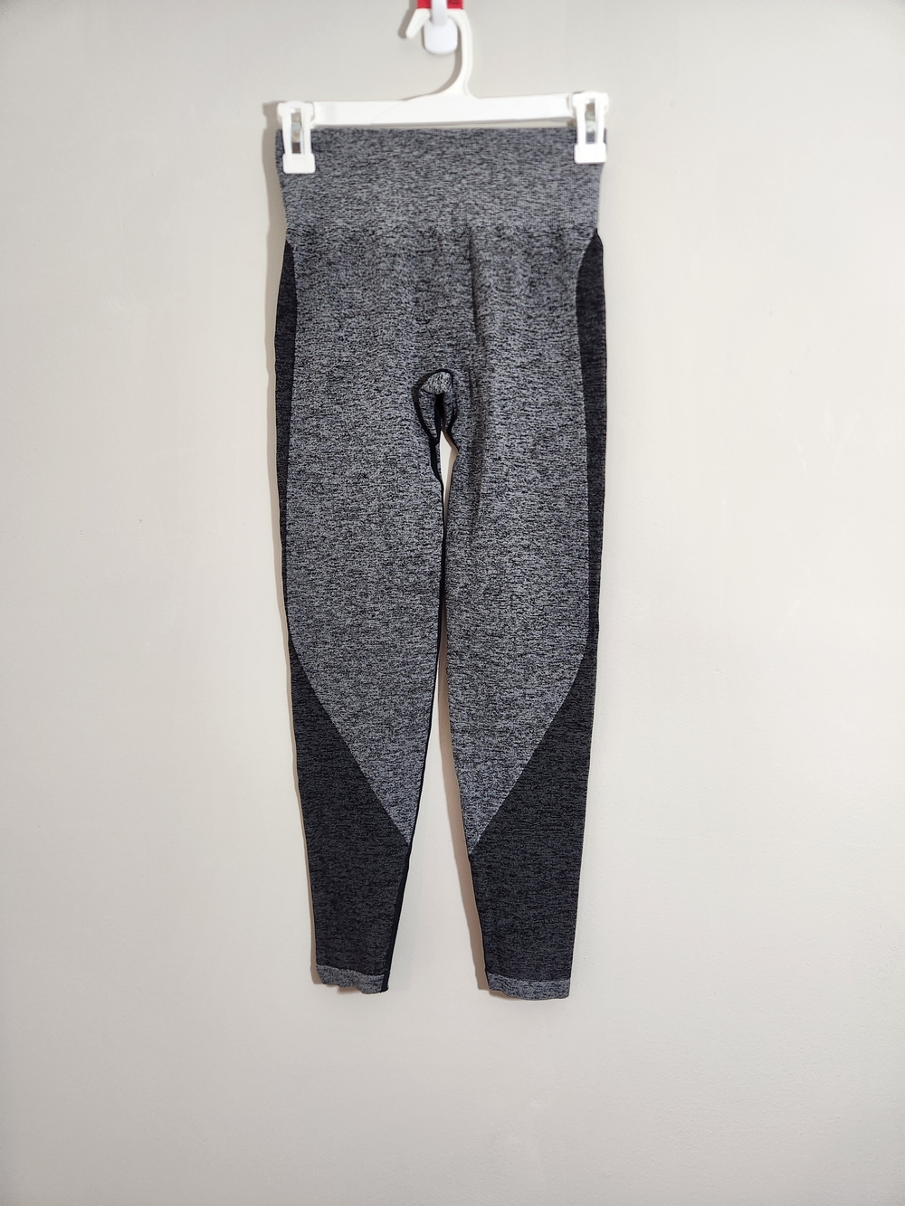 PINK Victoria's Secret Grey Seamless Two-Tone Leggings Stretchy Jogging Yoga